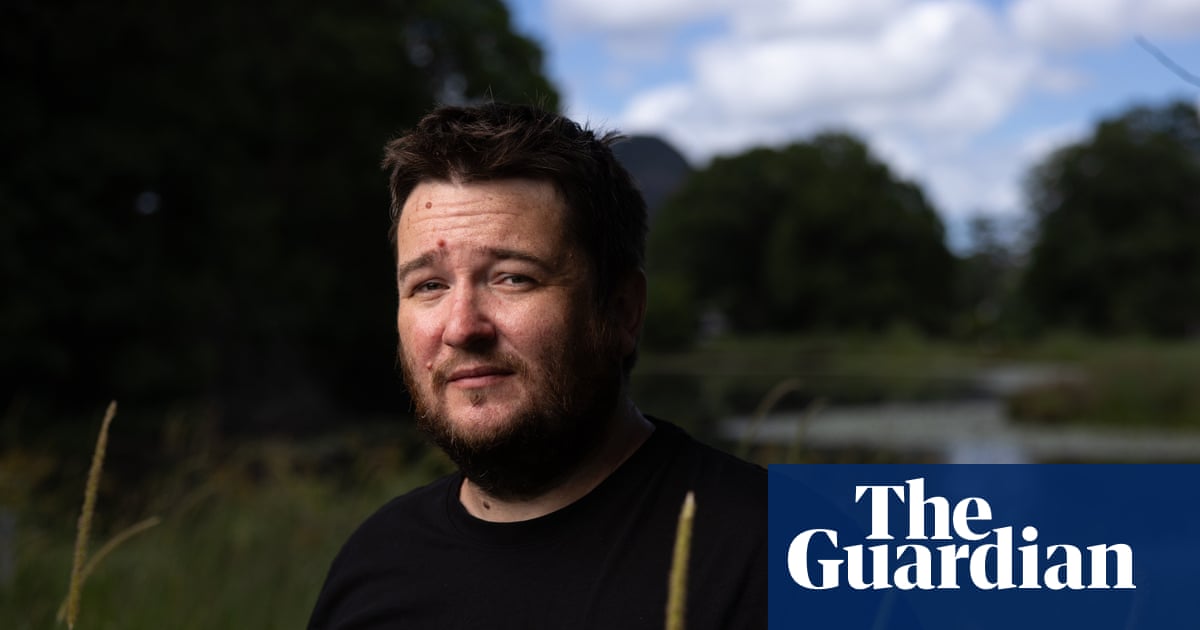 ‘I want people to be warned’: son forced to remove tubes from father’s septic body after death in Bali hospital | Australian foreign policy