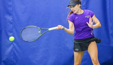 Women's Tennis Rolls Past Colgate