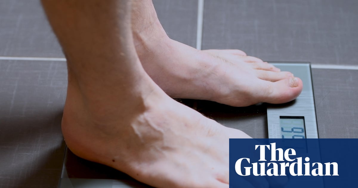 Intermittent fasting no better than typical weight loss diets, study finds | Science