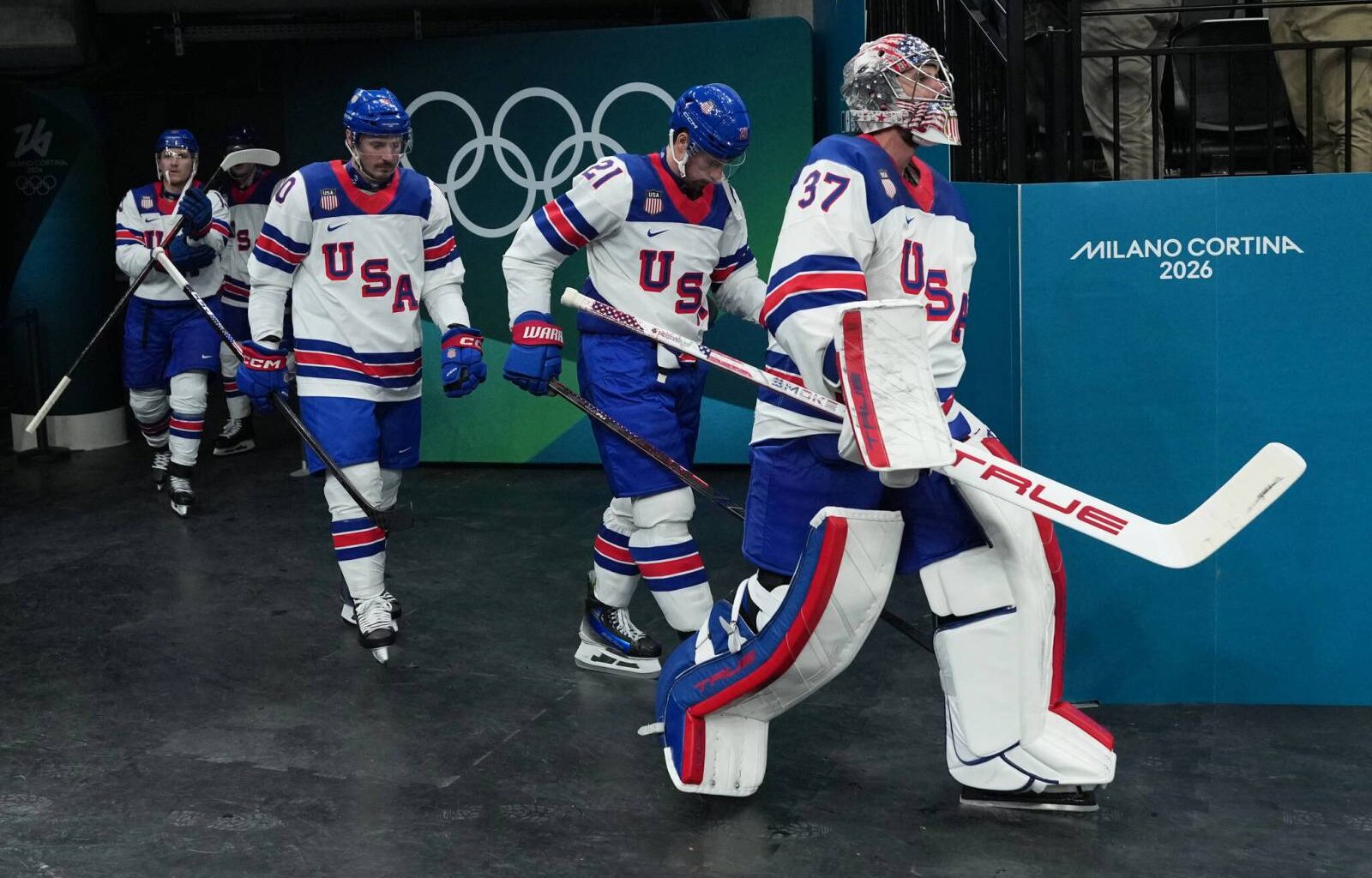 Winnipeg Jets’ U.S. teammates having drastically different Olympics experiences – Winnipeg Free Press