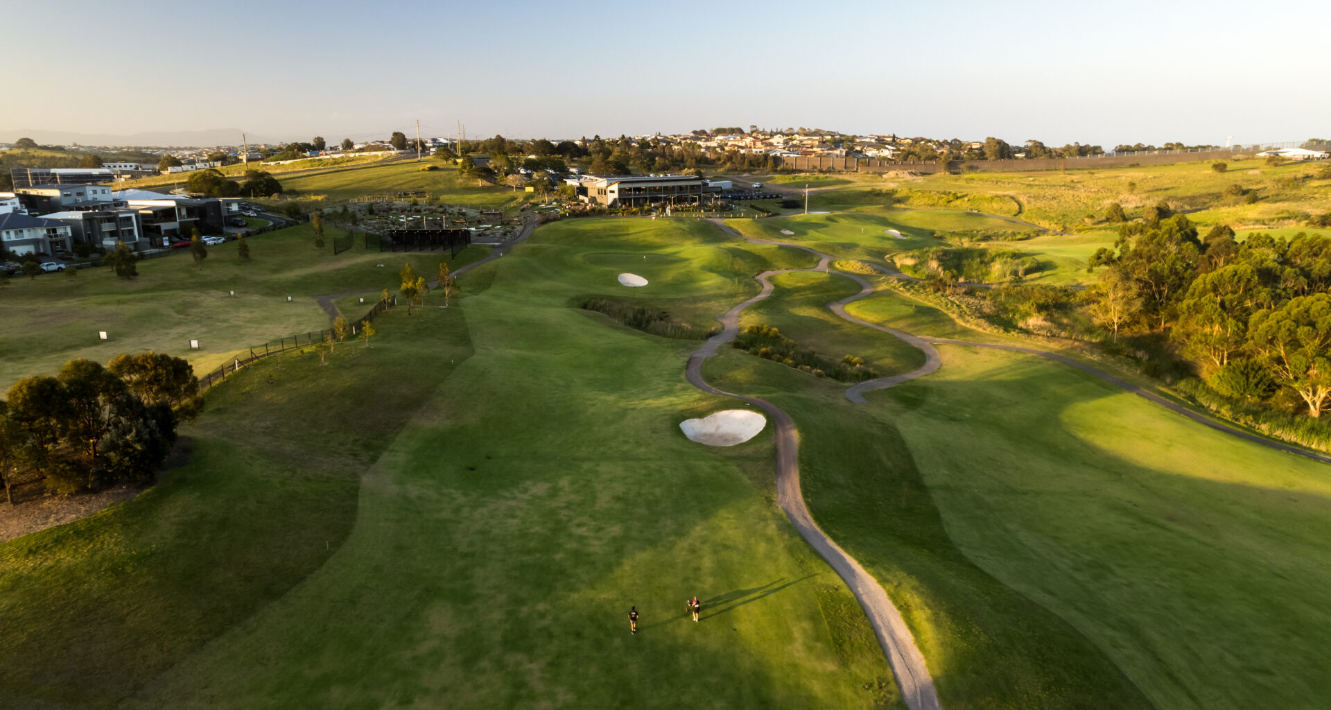 See Stars Of Women's Golf At Links Shell Cove