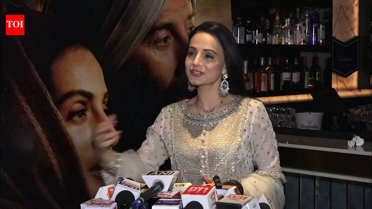 Ameesha Patel breaks silence on cheque bounce case: ‘Despite settlement, Pawan Verma has lodged proceedings making false allegations’ |