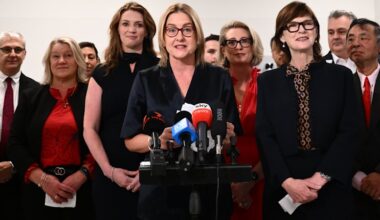 Donor alleges corruption on Suburban Rail Loop as Premier Jacinta Allan defends IBAC referral