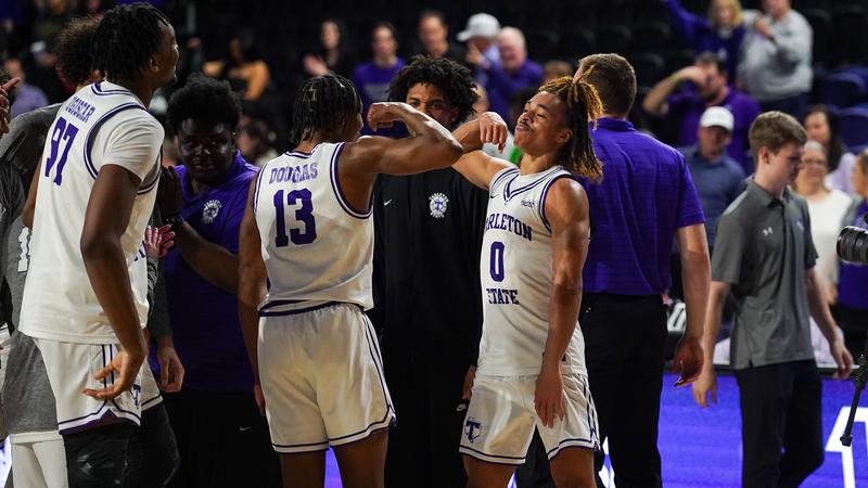 Texan Men’s Basketball knocks off ACU in OT Thriller
