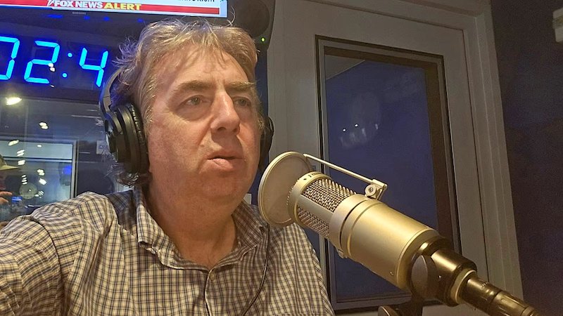 Obama conspiracy theorist to address Australian conservative summit