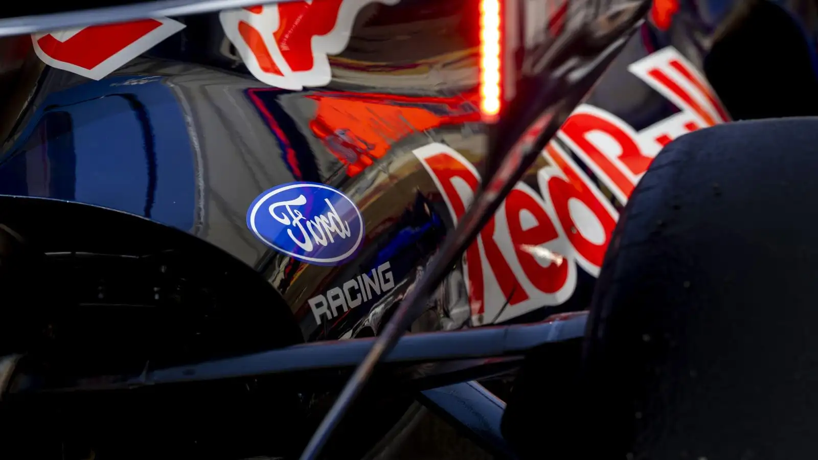 Crucial engine meeting set; key Red Bull figure departs