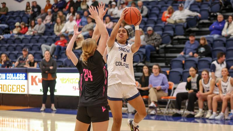 Women’s Basketball Meets SLCC, CNCC in Final Home Games of Season