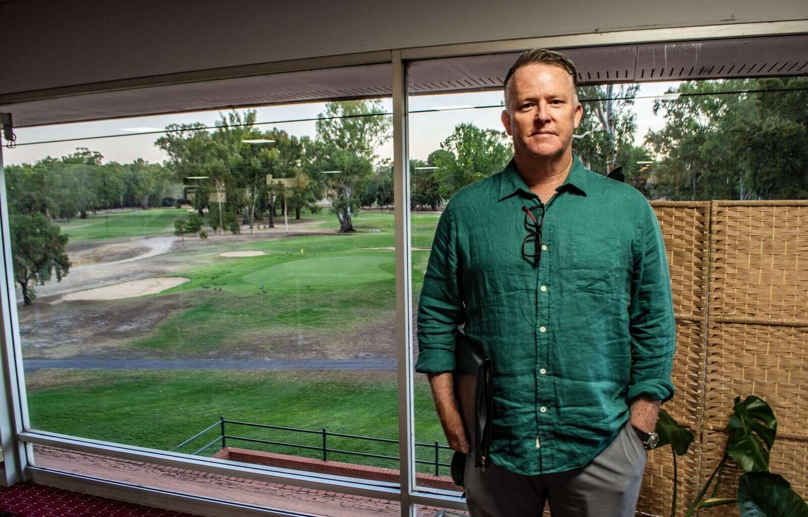 Corowa golf course to stay open thanks to some big-hitting help