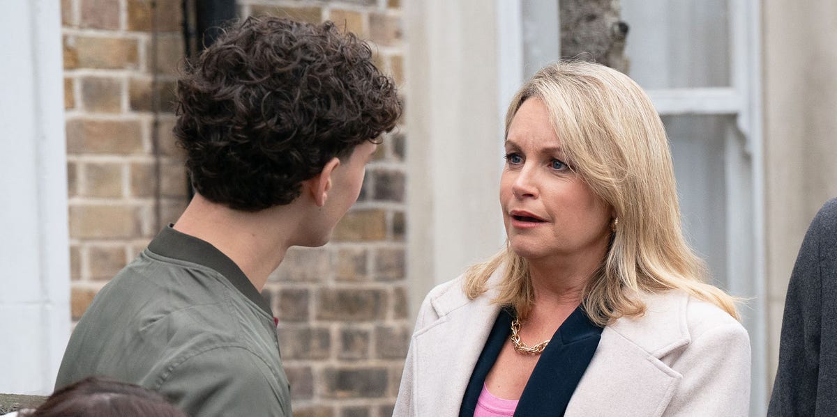 EastEnders makes last-minute change in surprise Sam Mitchell exit twist