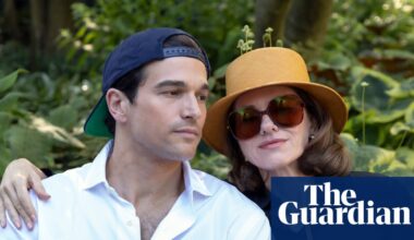 Flip it and reverse it: what JFK Jr’s backwards cap signals today | Fashion