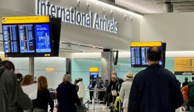 Expired British passport issued as long ago as 1989 could get ‘dual nationals’ into UK