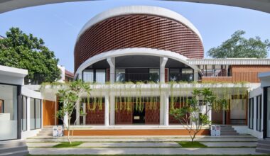 Al-Iqtishad Mushola / CREM Paragon x KIND