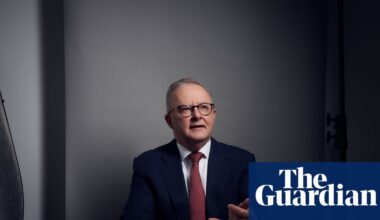 Australian PM says former prince Andrew has suffered ‘extraordinary fall’ but that won’t prompt another republic referendum | Anthony Albanese