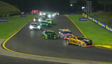 Race start: Cameron leads, Golding avoids jump start penalty - Repco Supercars Championship