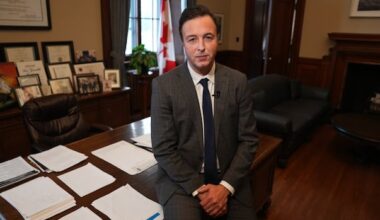 Extra $200M needed to cover surging health costs: Manitoba government