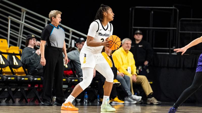 Women’s Basketball Gears Up for Weekend Road Clash with JMU