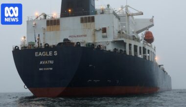 Why Pacific Islands are rapidly de-flagging Russia's fleet of 'shadow tankers'