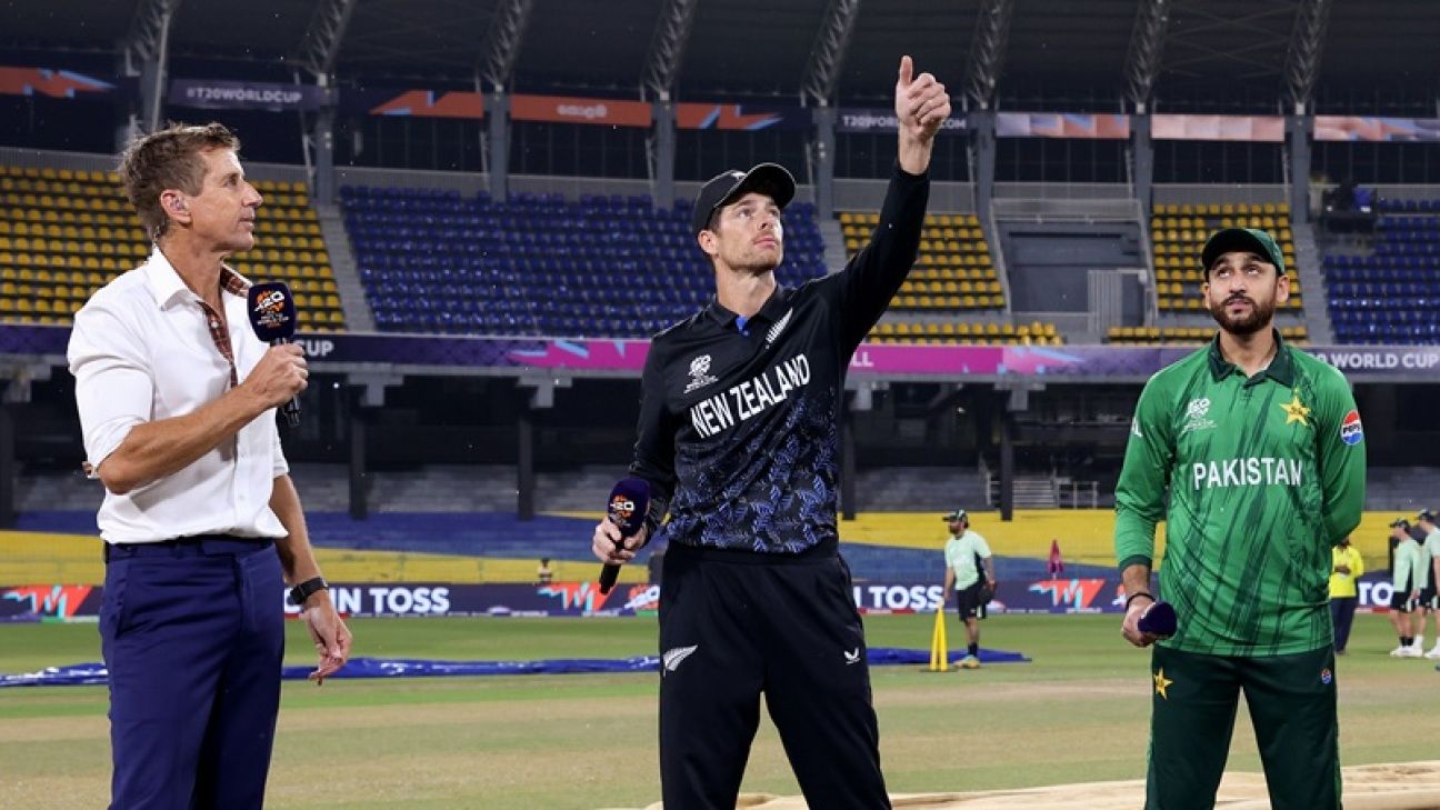 Fakhar in for Nafay as Pakistan bat in Colombo