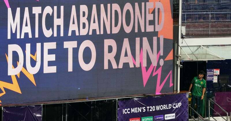 Pakistan's Usman Khan looks at a large screen announcing the end of the T20 World Cup match with NZ. Photo: AP PHOTO