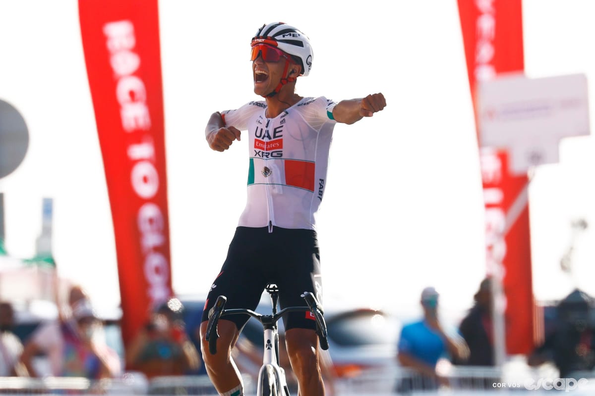 Del Toro finds himself on Jebel Hafeet as Evenepoel struggles