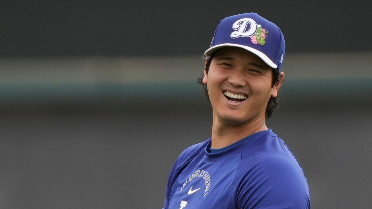 Dodgers to play Shohei Ohtani in some games before WBC duty