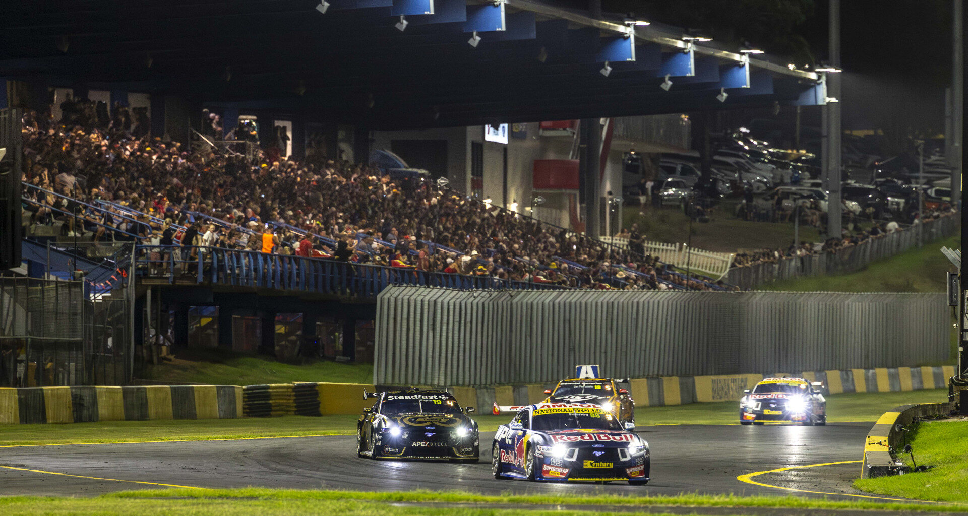 Supercars news: Supercars claims record Sydney Motorsport Park crowd