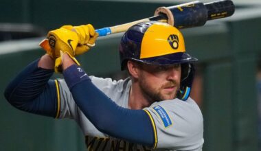 Guardians agree to minor league deal with 1B Rhys Hoskins