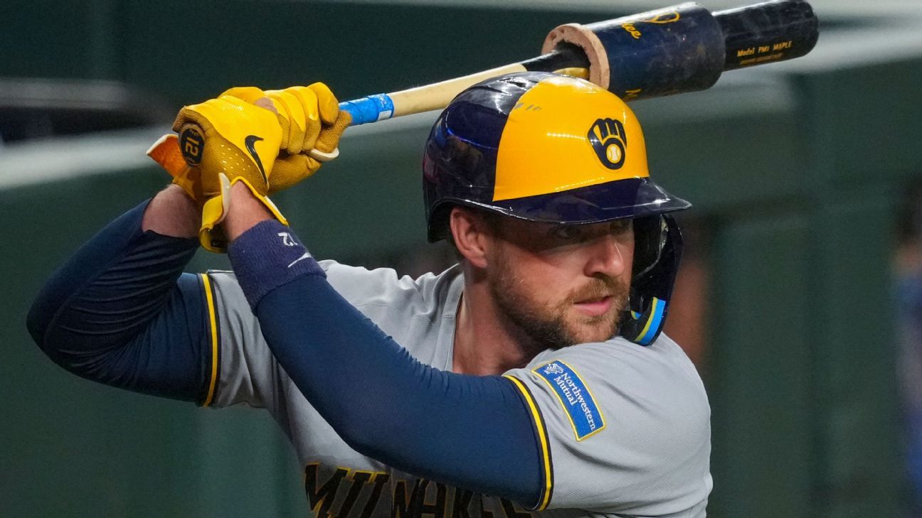 Guardians agree to minor league deal with 1B Rhys Hoskins