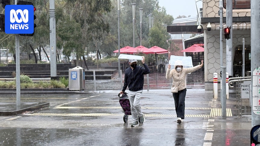 Thousands without power as intense storms sweep across Melbourne