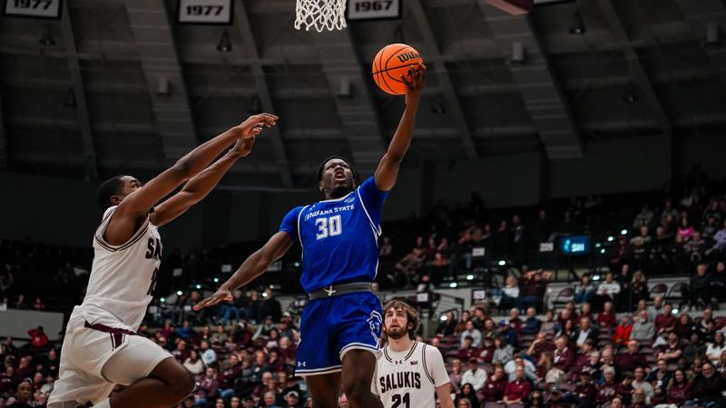 Men's basketball drops midweek contest at Southern Illinois