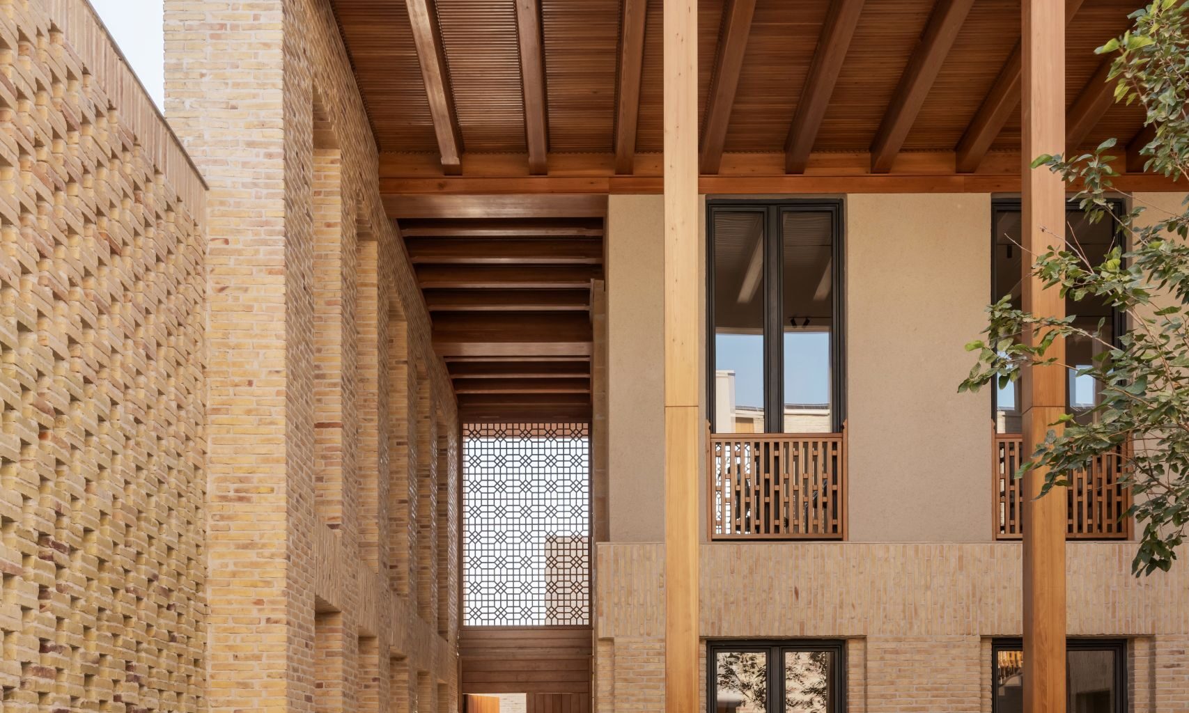 SUZANI by Madina Kasimbaeva Museum / ARC Architects