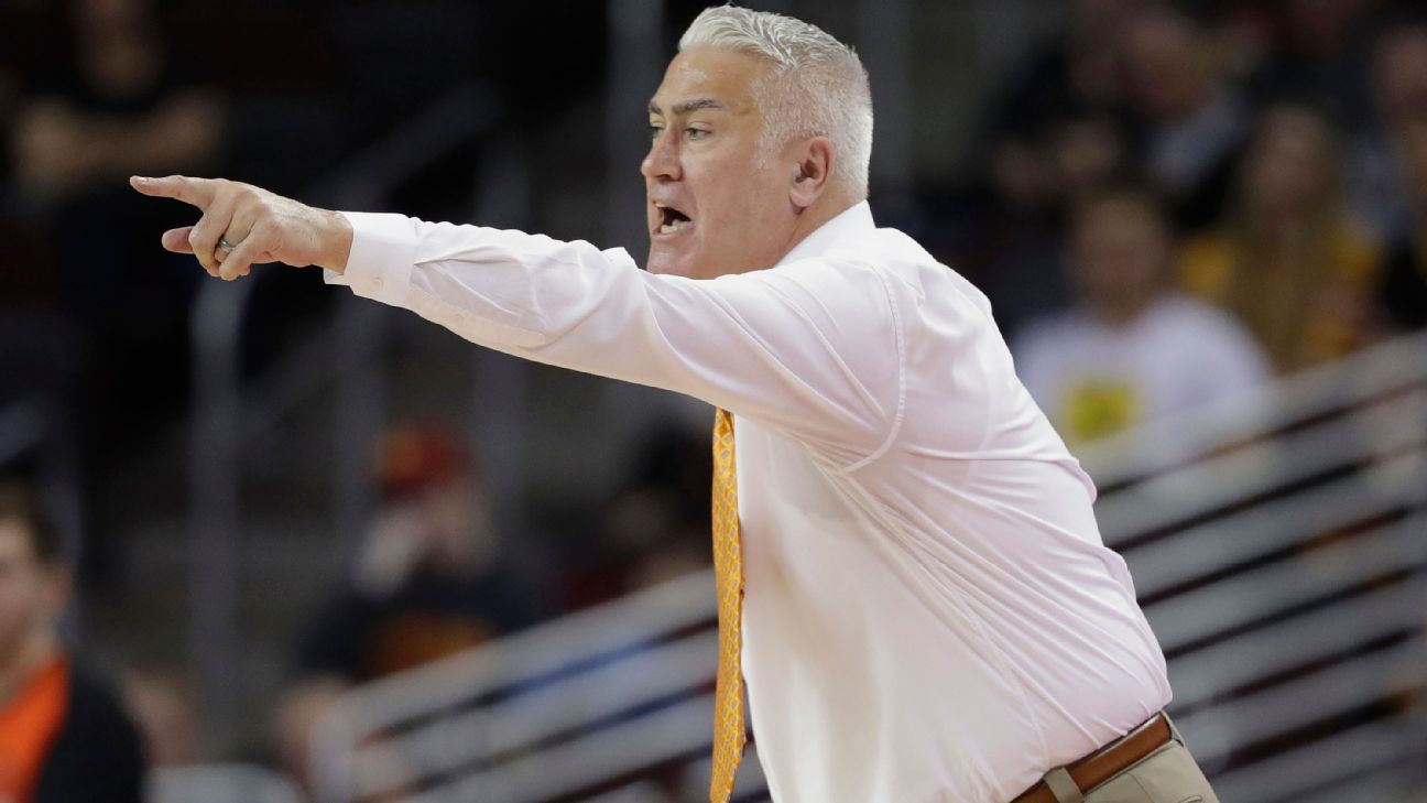 Oregon State says coach Wayne Tinkle won't return next season