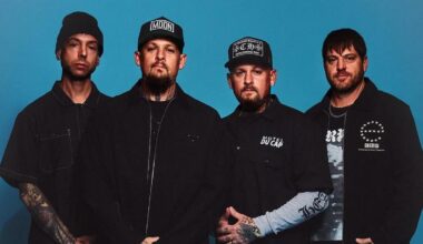 Good Charlotte brothers Joel and Benji Madden visit Royal Fremantle Golf Club ahead of RAC Arena concert