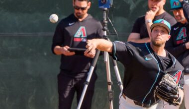 Diamondbacks RHP Merrill Kelly to miss opener with nerve issue | 1450 AM 99.7 FM WHTC