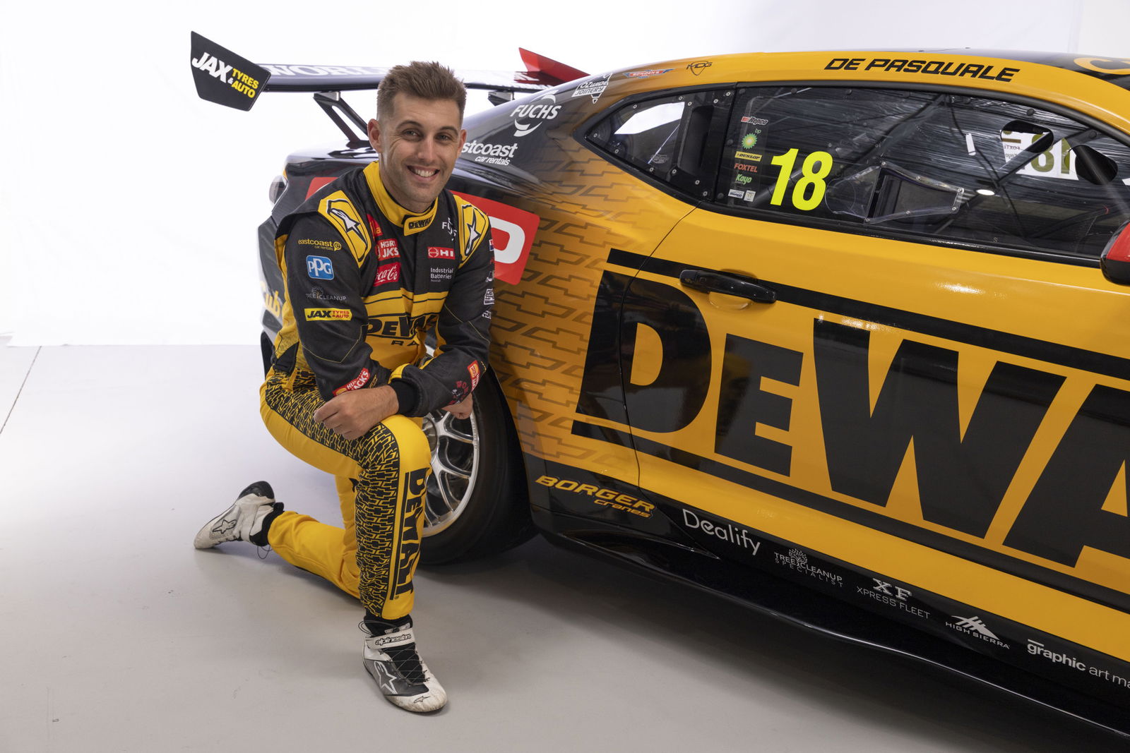 Team 18 reveals enduro pairings with De Pasquale livery