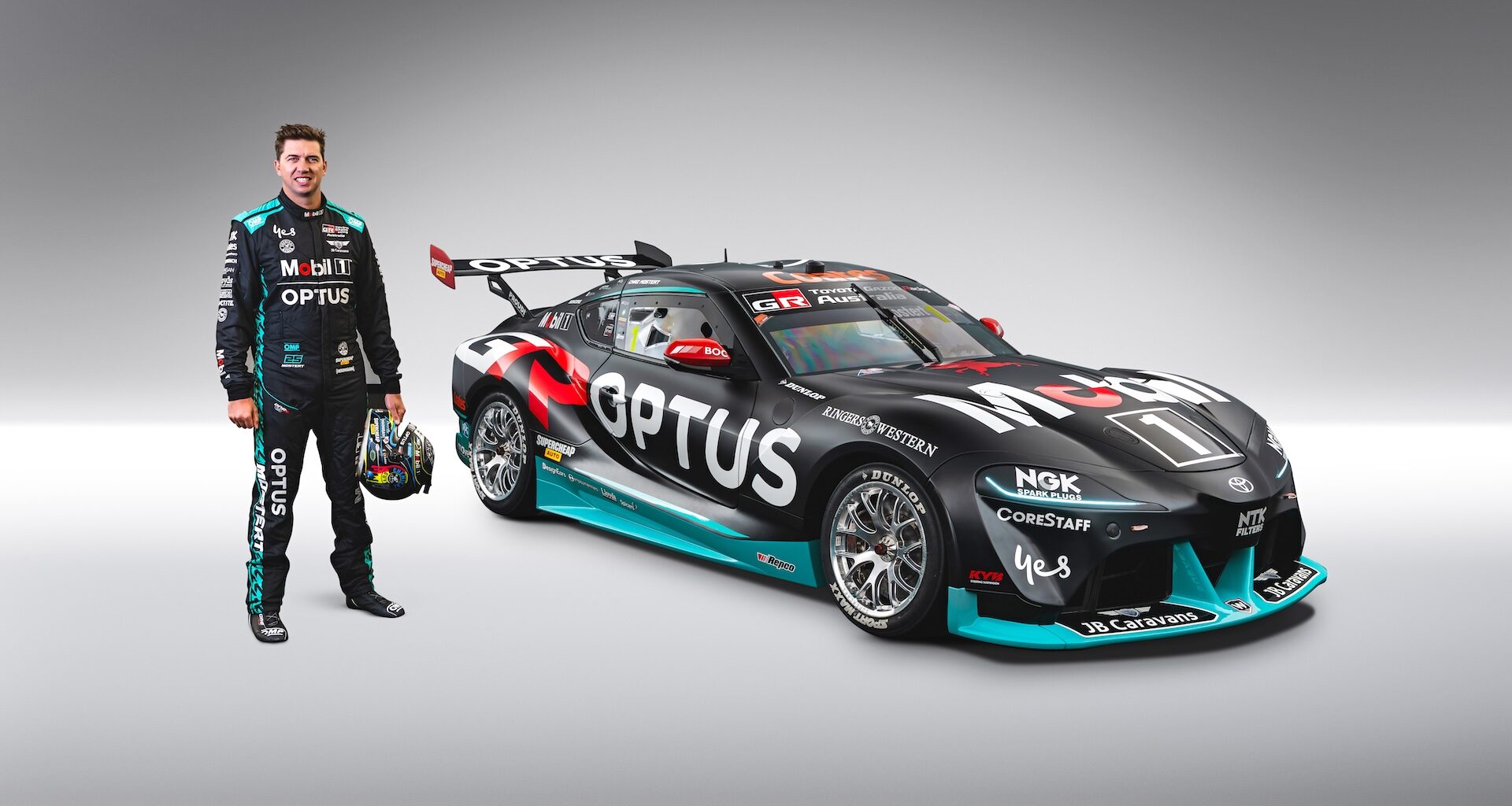 Mostert explains selfless act to reward Walkinshaw crew - Repco Supercars Championship