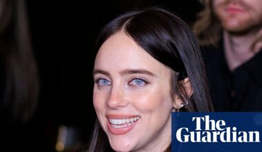 How anti-ICE pin badges became the essential red carpet accessory | ICE (US Immigration and Customs Enforcement)