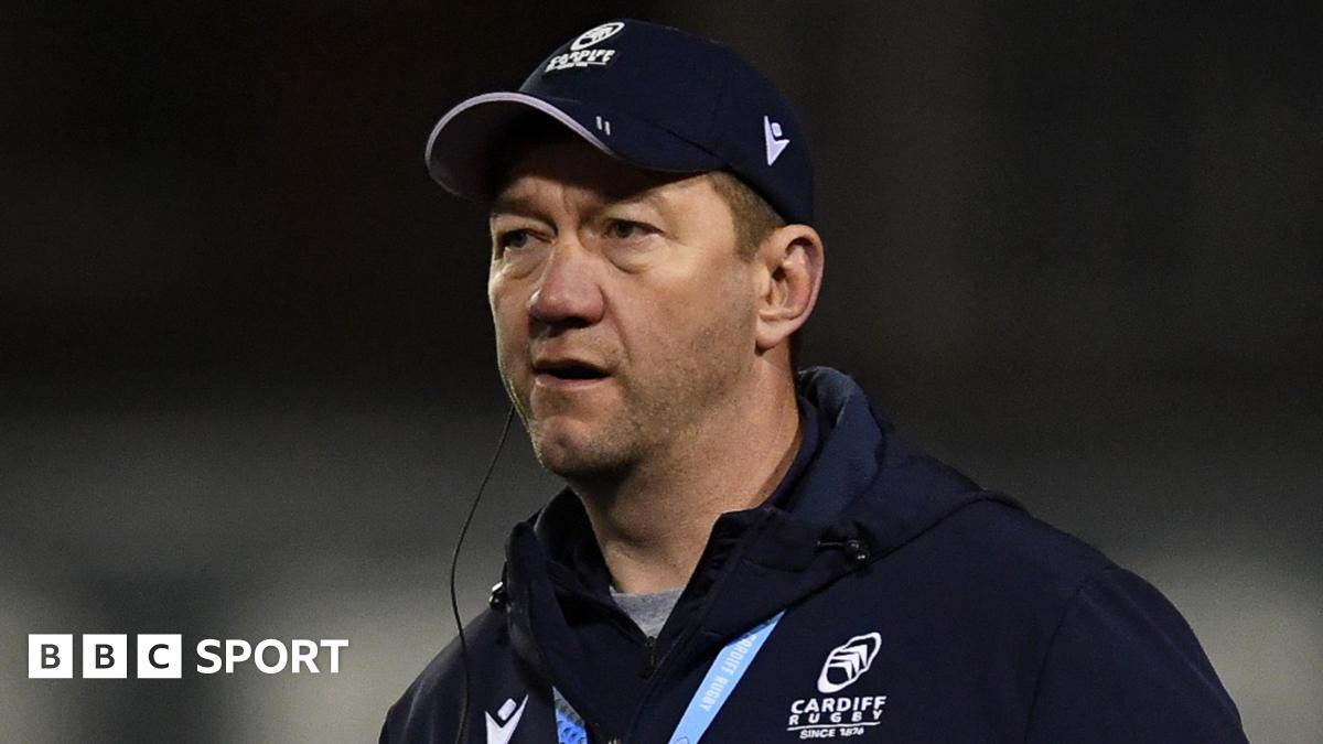 Cardiff coach Corniel van Zyl in the warm-up