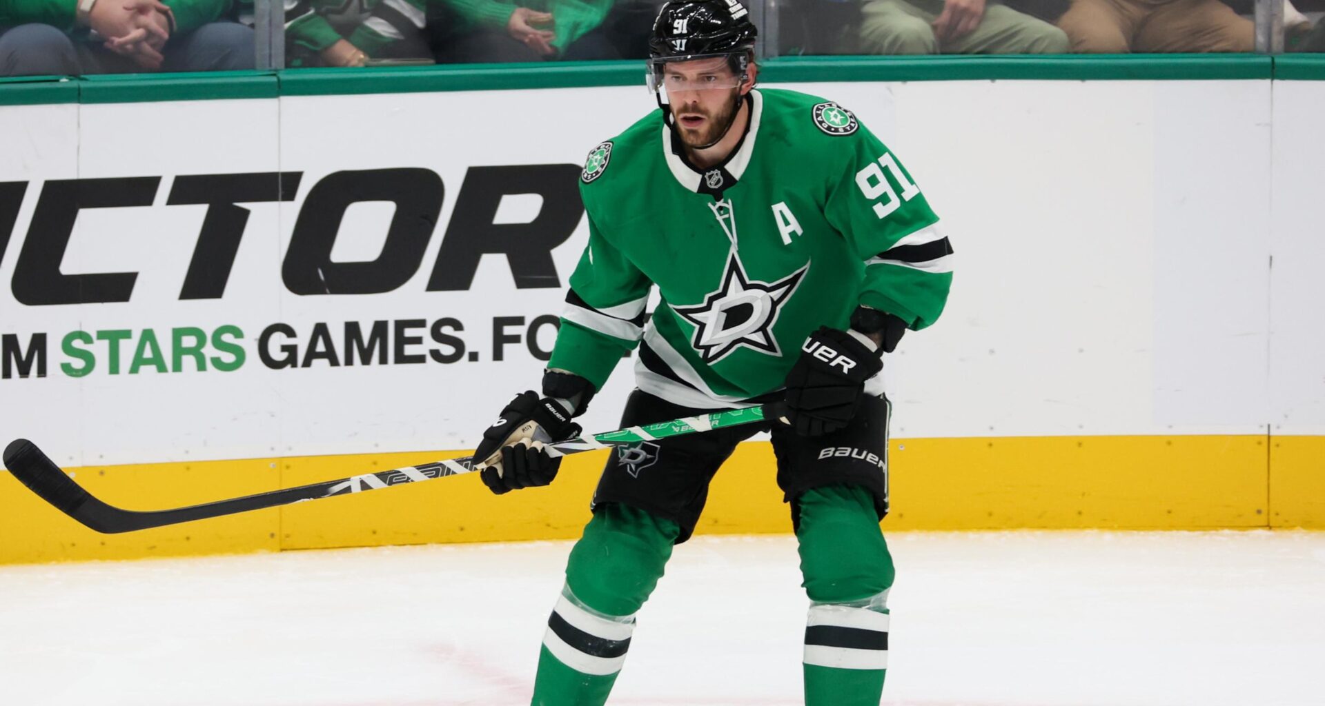 Tyler Seguin Reportedly Out for Season, How Injury Impacts Stars' Salary Cap Amid NHL Trade Rumors