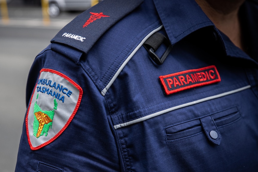 Tasmanian paramedic uniform shoulder and breast insignia.