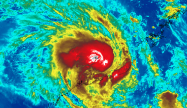 Tropical Cyclone Mitchell strengthens as Pilbara landfall approaches