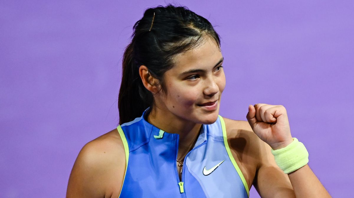 Emma Raducanu reaches first Tour final since US Open in 2021