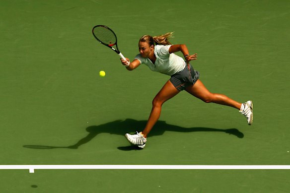 Molik in action in the 2005 Australian Open.