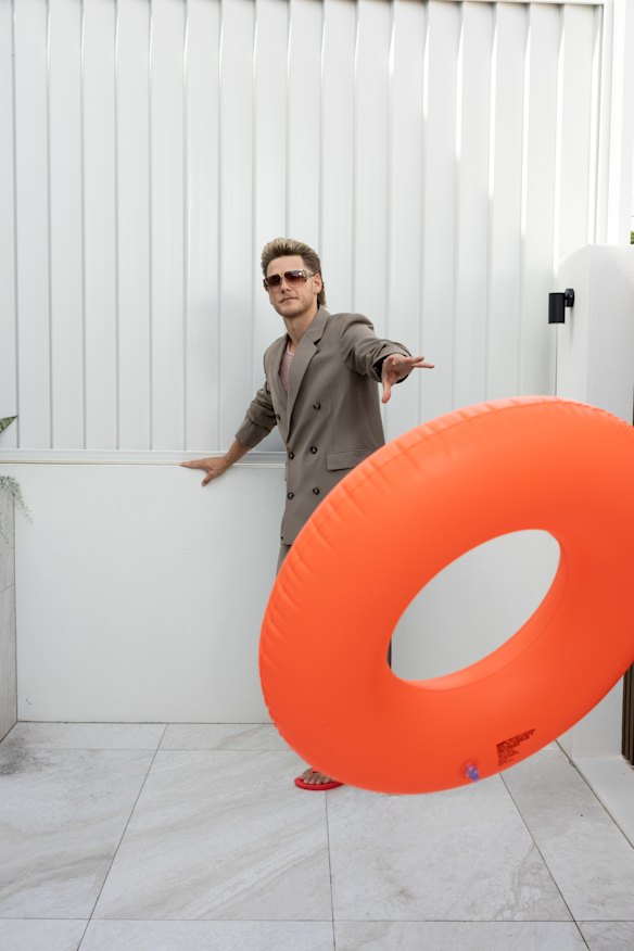 Ashcroft, who cut off his famed mullet over summer, is partial to fashion.