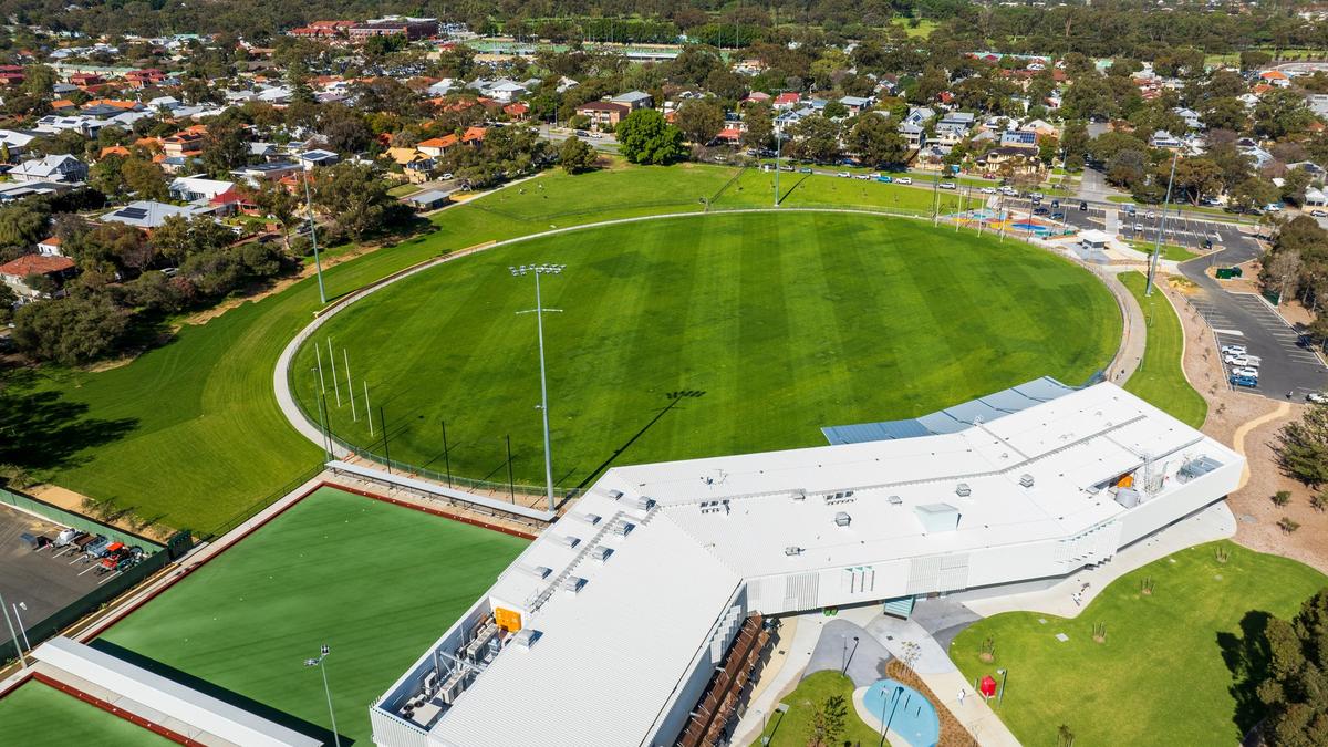 East Fremantle Football Club waiting on decision about fence that could affect start of 2026 pre-season