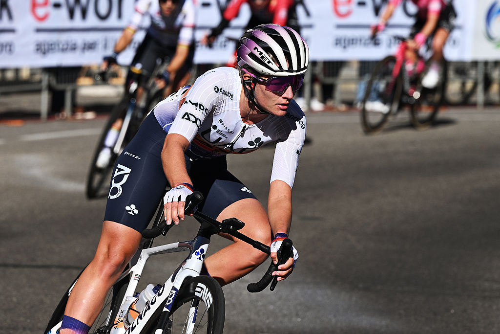 VARESE, ITALY - OCTOBER 07: Karlijn Swinkels of Netherlands UAE Team ADQ competes during the 5th Tre Valli Varesine Women&amp;apos;s Race 2025 a 137km one day race from Busto Arsizio to Varese on October 07, 2025 in Varese, Italy. (Photo by Dario Belingheri/Getty Images)