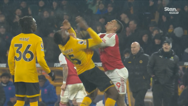 All hell breaks loose at fulltime after Arsenal and Wolves drew 2-2 in the Premier League.