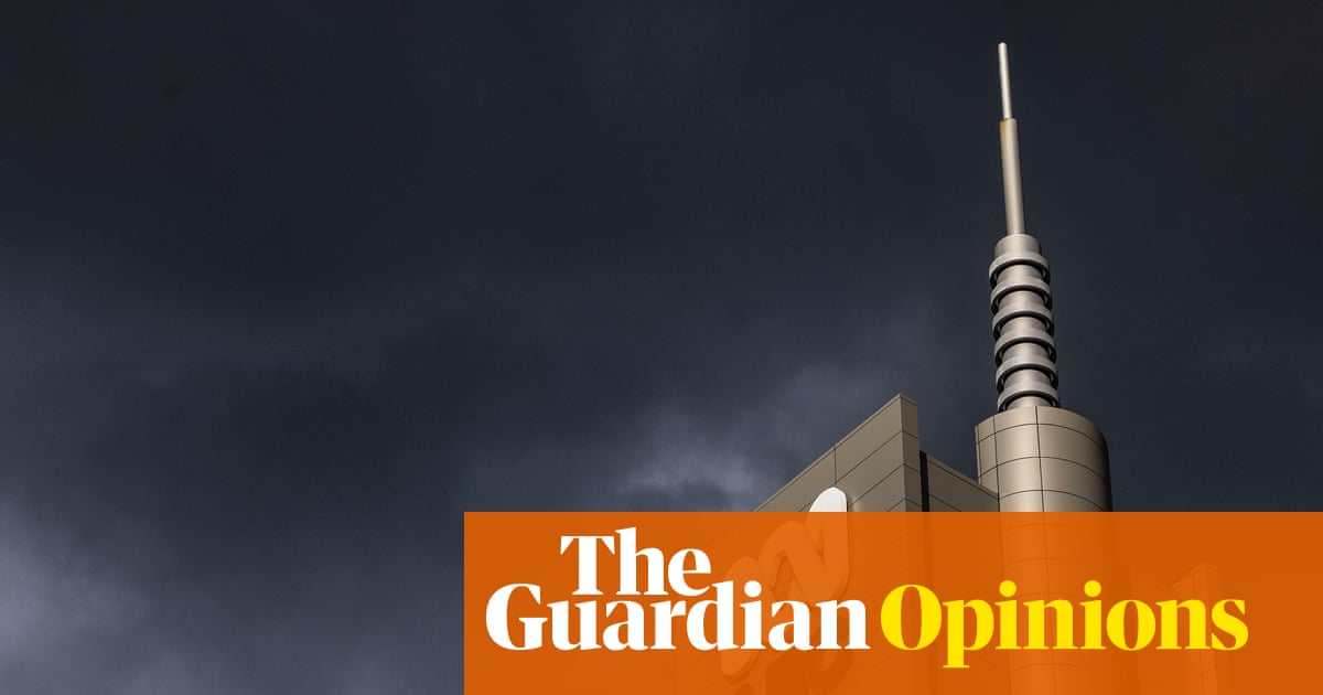 ABC staff told not to use disappearing messages on topics including antisemitism and extremism due to freeze notice | Amanda Meade