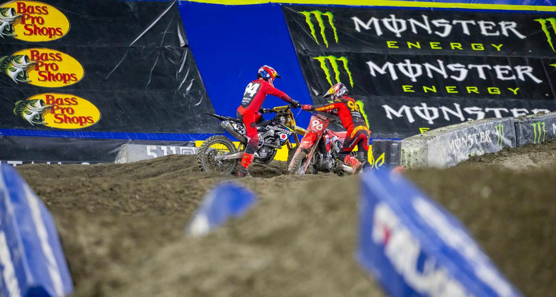 Hunter Lawrence Explains Mis-Calculated Pass Attempt on Ken Roczen at Seattle SX