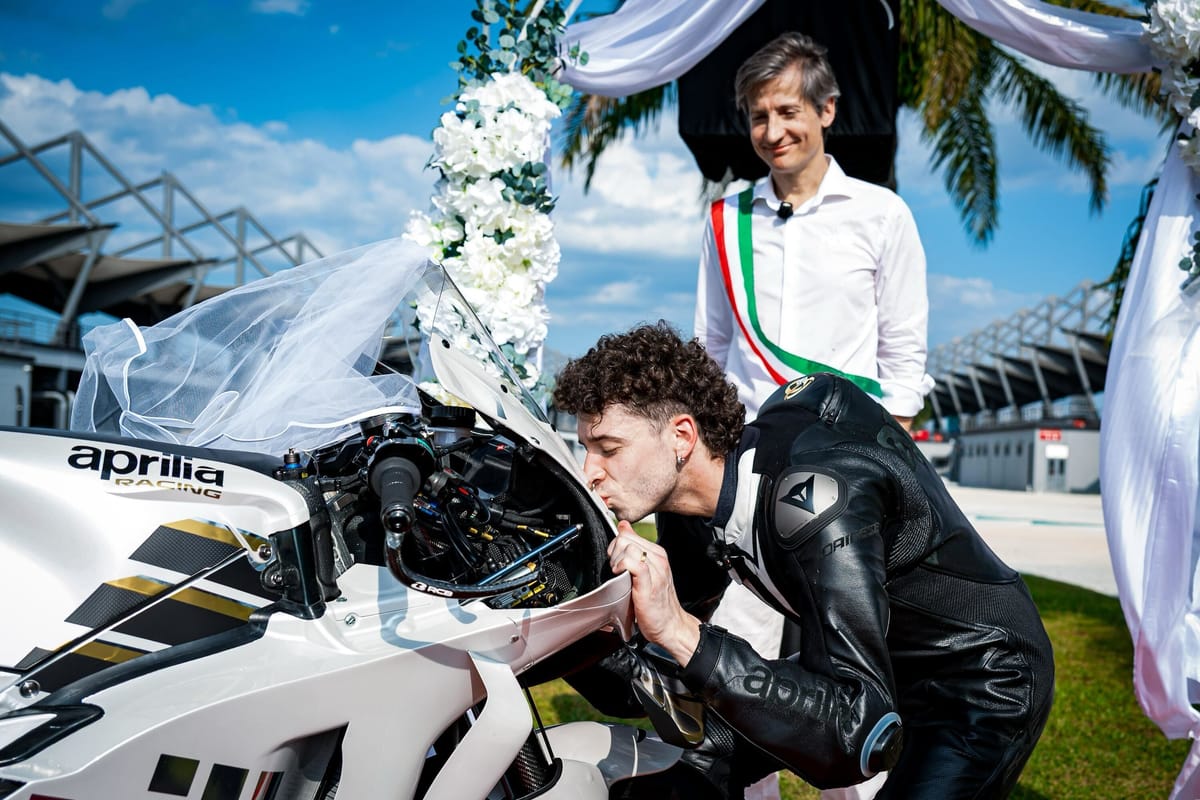 Bizarre Aprilia announcement settles Bezzecchi's future